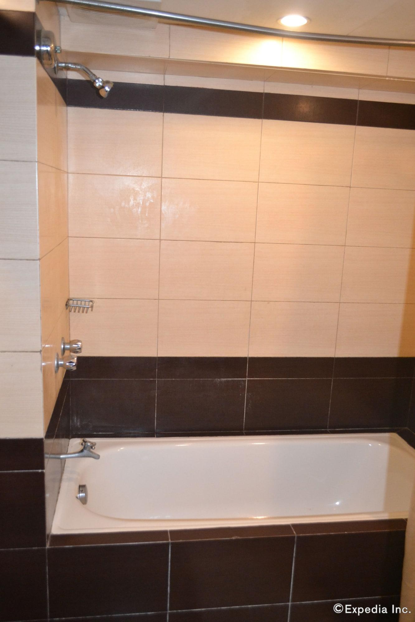 Lancaster Hotel Cebu Lapu-Lapu City Eksteriør billede