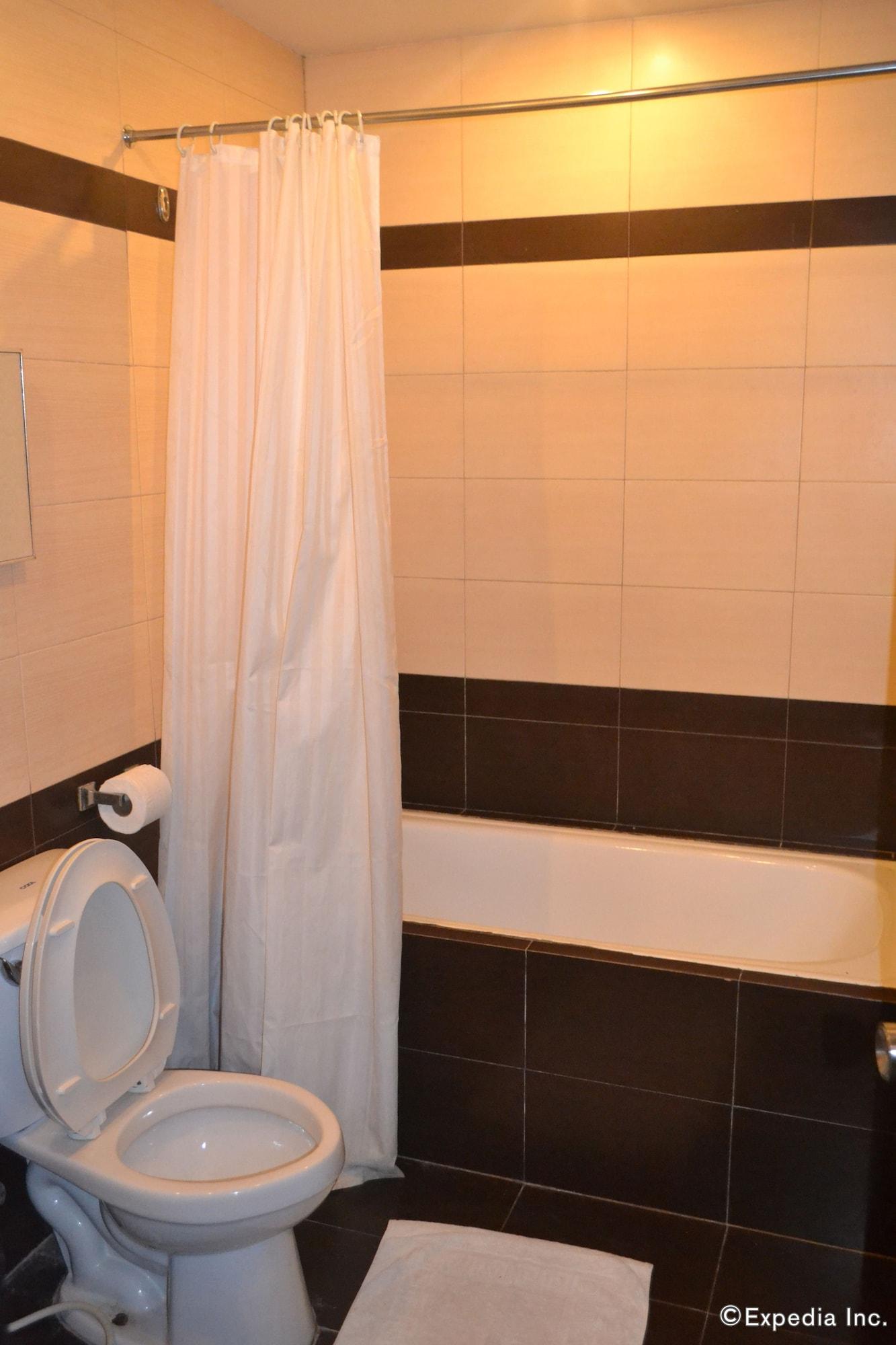 Lancaster Hotel Cebu Lapu-Lapu City Eksteriør billede