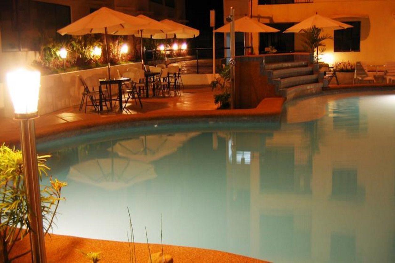 Lancaster Hotel Cebu Lapu-Lapu City Eksteriør billede