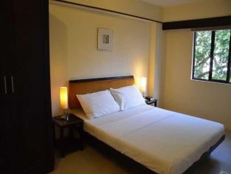 Lancaster Hotel Cebu Lapu-Lapu City Eksteriør billede